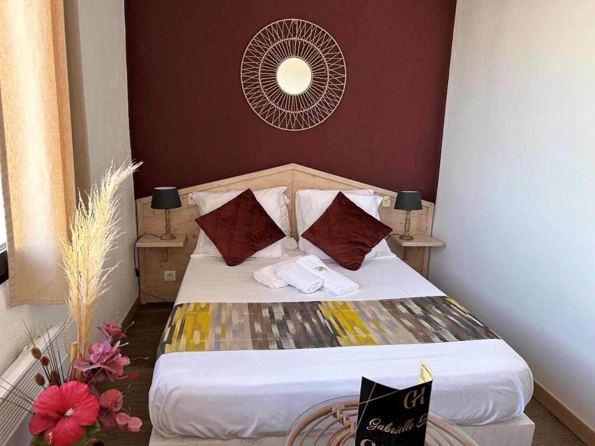 Gabrielle Hotel Aiguines Δωμάτιο φωτογραφία