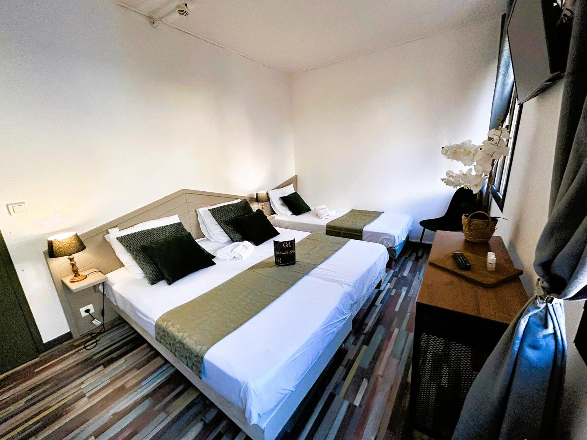 Gabrielle Hotel Aiguines Δωμάτιο φωτογραφία
